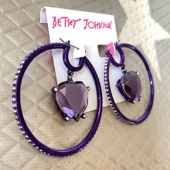 Betsey Johnson Orbital Purple Heart Hoop Earrings NWT - Picture 5 of 7